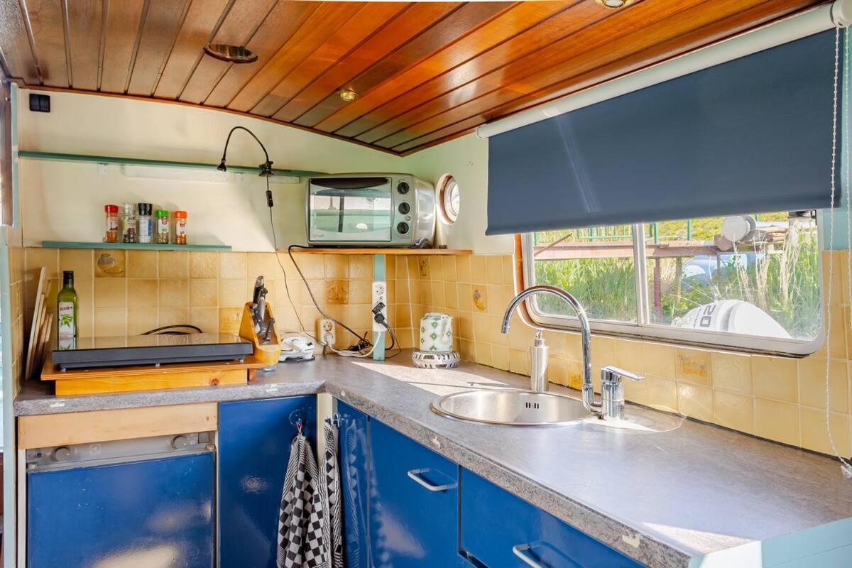 Floating B&B อัมสเตอร์ดัม ภายนอก รูปภาพ