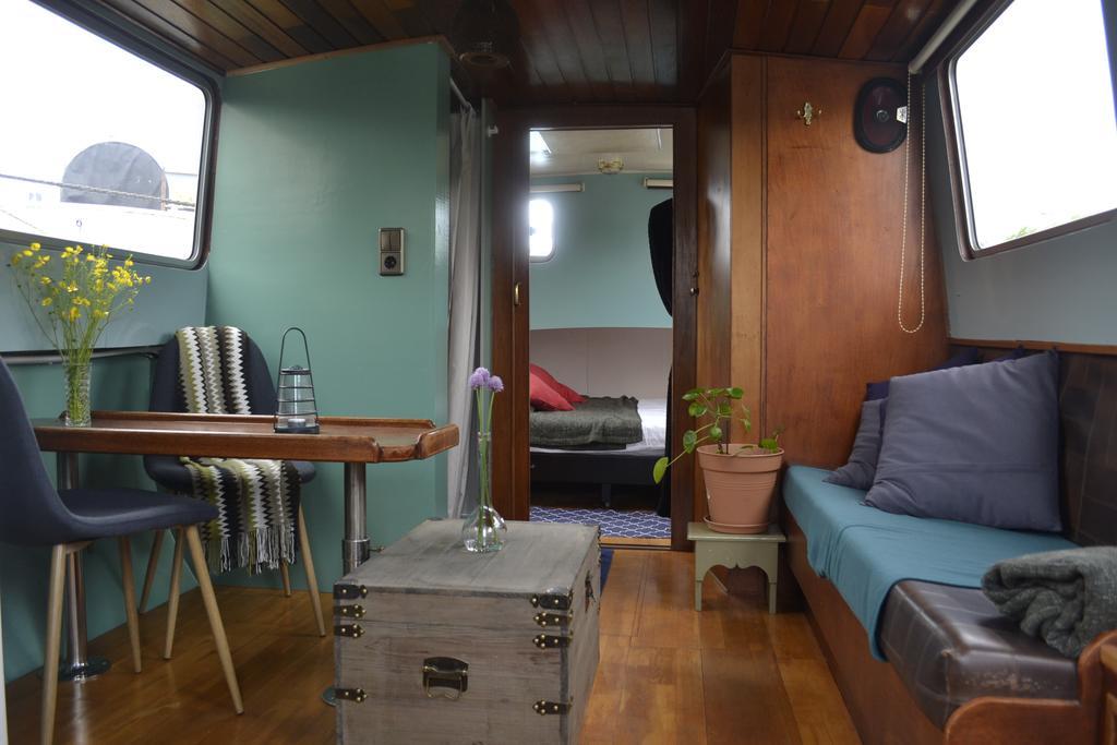 Floating B&B อัมสเตอร์ดัม ภายนอก รูปภาพ